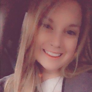 Meet your Posher, Allyson